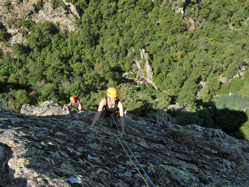 escalade grande voie pyrnees orientales castei canigou
