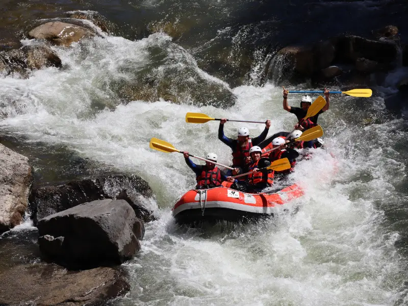rafting-sportif-rapide-aude-pyrenees